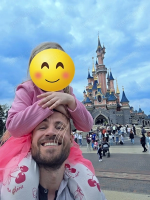 Biete deutschlandweites Nebeneinkommen von Zuhause aus.