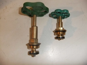 2 Absperrventiloberteile dreiviertel Zoll