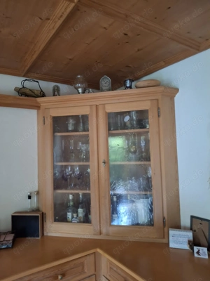 Handgefertigte Eckbankgruppe mit Eckschrank   massiv, Schreinerarbeit