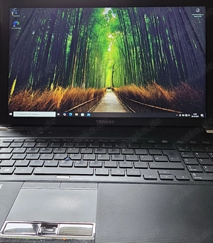 Laptop 15" Toshiba