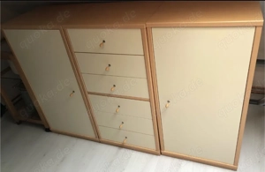 Dreiteilige Kommodenschränkchen 