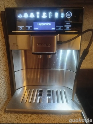 Kaffevollautmat Siemens EQ 6 700 Series mit wenigen Einheiten 
