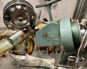 Kaufe Antike Angelgeräte und Köder