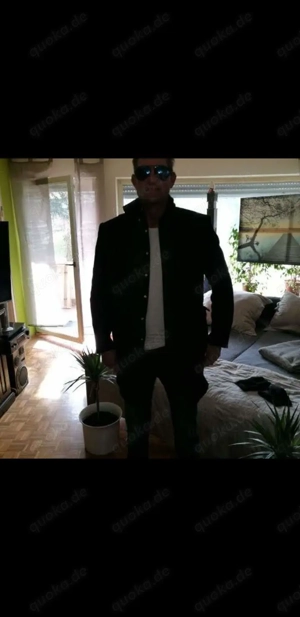 Suche nach einer netten Frau zum Spaß haben