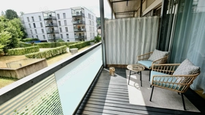 * Wunderschönes vollmöbliertes 2-Zi-Apartment mit Riesenbalkon im Stuttgarter Süden *