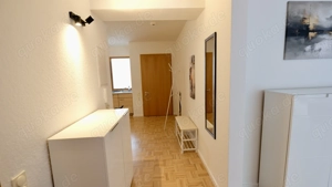 * Wunderschöne 2-Zi-Wohnung mit Balkon * Top möbliert * Nähe Marienplatz * Bild 9