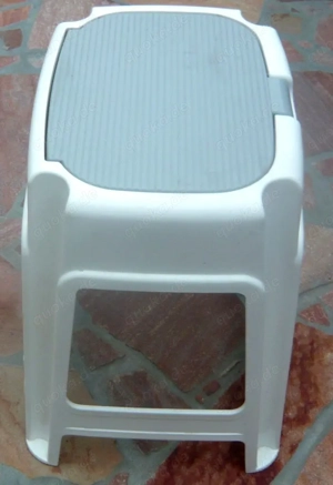 Sitzhocker Badhocker Hocker mit Stauraum weiß TÜV geprüft mit GS Bild 2