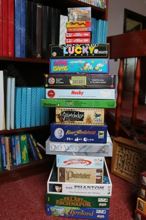 160 Brett-und Kartenspiele ab 2  zu verkaufen