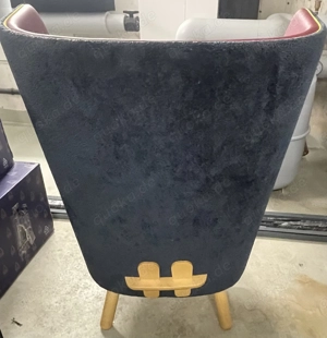 Schöner Holzsessel von einer möbel Tischlerei 