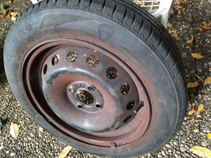 4 Sommerreifen 165 65 R15 81 T auf Stahlfelge