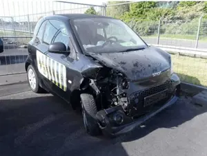 smart forTwo electric drive EQ UNFALLWAGEN