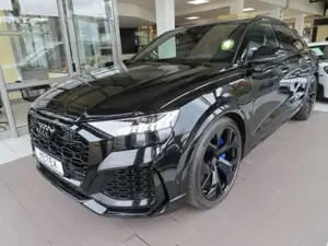 Audi RS Q8 4.0 TFSI quattro  PANO BO 4,99%