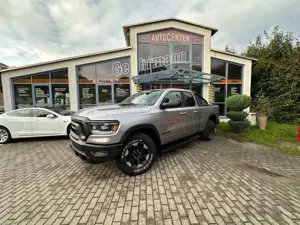 Dodge RAM 1500 5,7 HEMI REBEL ÜBERROLLBÜGEL ROLLO