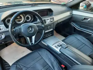 Mercedes-Benz E 220 E 220 T BlueTEC 4Matic 7G-TRONIC Bild 5
