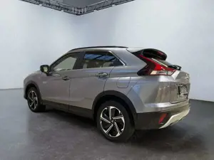 Mitsubishi Eclipse Cross PLUS 2.4 PHEV Spurhalteassistent Bild 4