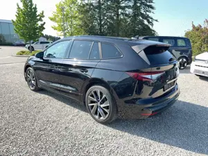 Skoda Enyaq iV Pano+ACC+AHK+LED+Navi+Virt+Alcantara Bild 5