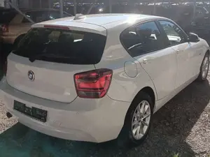 BMW 118 118 d Urban Bild 3