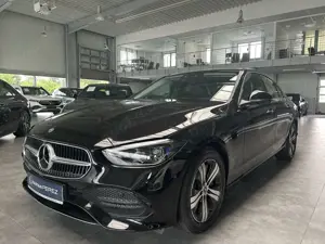 Mercedes-Benz C 200 AVANTGARDE DISTRONIC-360° KAMERA-KEYLESS Bild 2