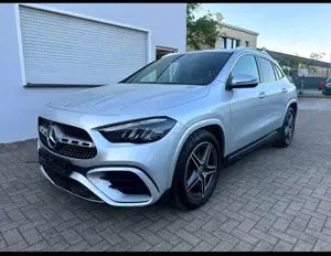 Mercedes-Benz GLA 200 7G-DCT Edition AMG Line