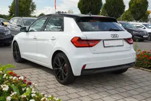 Audi A1 Sportback 30 1.0 TFSI Klimaaut. LED Tempomat Bild 3