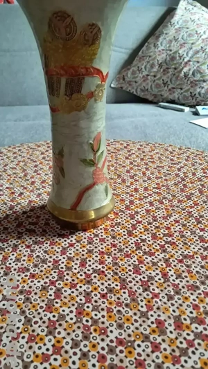 Messingvase mit Eulenmotiv