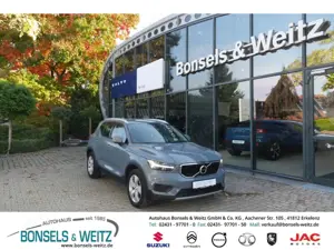 Volvo XC40 Momentum 2WD EU6d T3 AUTOMATIK Navi Digitales Cock