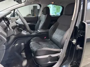Peugeot 3008 Platinum Bild 5