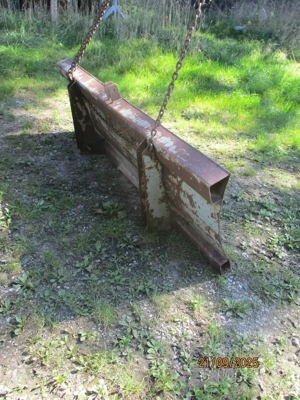 Gebrauchtes Schneeschild   Räumschild mit KAT 1 für kleinen Oldtimer Traktor ( z.B. Eicher EM 235 )