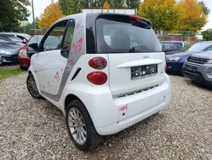 smart forTwo fortwo coupe Micro Hybrid Drive 52kW Bild 4