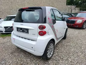 smart forTwo fortwo coupe Micro Hybrid Drive 52kW Bild 5