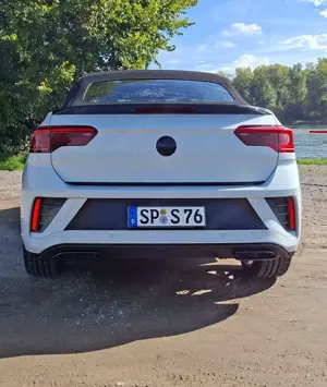 Volkswagen T-Roc T-Roc Cabriolet 1.5 TSI OPF DSG R-Line Bild 3