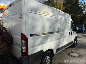 Gepflegter Peugeot Boxer - zum Camper umgebaut