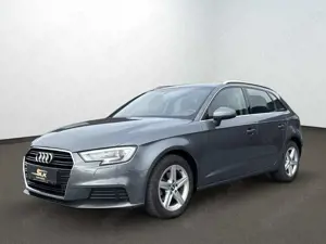 Audi A3 1.4 TFSi ACT basis Xenon Navi Sitzh. GRA PDC