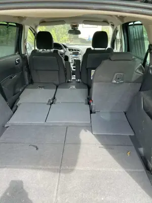 Peugeot 5008 Active Bild 5