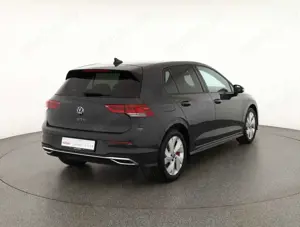 Volkswagen Golf VIII 1.4 TSI DSG GTE LED Kamera ACC Navi Bild 5