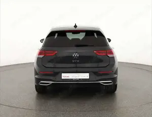 Volkswagen Golf VIII 1.4 TSI DSG GTE LED Kamera ACC Navi Bild 4