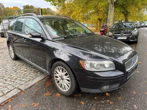 Volvo V50 Kombi 2.4i Summum