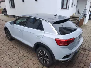 Volkswagen T-Roc VW T-Roc 1.5 TSI DSG UNITED, Standheizung, AHK Bild 2