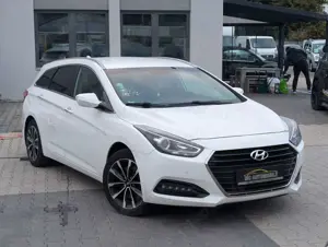 Hyundai i40 cw blue Trend*AUTOMATIK*PDC V-H*KAMERA !! Bild 2