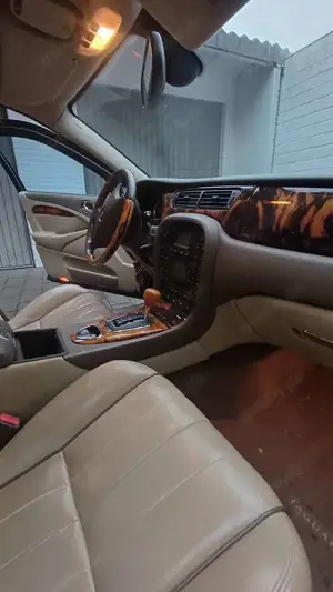 Jaguar S-Type S-Type 2.7 Twin Turbo Diesel Executive Bild 3