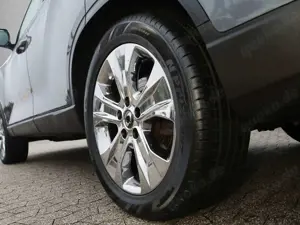 SsangYong Rexton 2.2 e-XDi Sapphire Navi/LED/AHK Bild 5