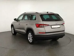 Skoda Kodiaq 2.0 TSI 4x4 Style LED Navi AHK SmartLink Bild 3