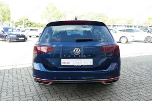 Volkswagen Passat Variant 2.0 Elegance DSG LED Navi Head-Up Bild 4