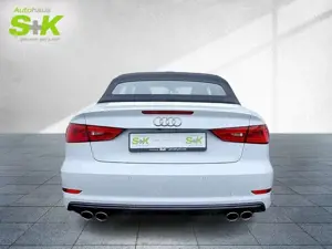 Audi S3 2.0 TFSI Cabriolet quattro*NAVI+XENON+PDC+LEDER* Bild 2
