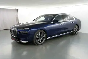 BMW 740 d xDrive Design Pure Excellence Innovation
