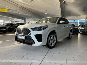 BMW X2 20i sDrive M Sport ACC Pl.°elSitz+Mass°grHIFI