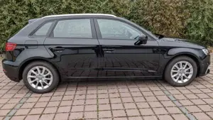 Audi A3 A3 35TFSI- Sport- S tronic - äußerst Zustand Bild 5