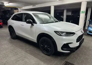 Honda ZR-V 2.0 e:HEV Hybrid Sport | 8-fach Bereift | Black Ed