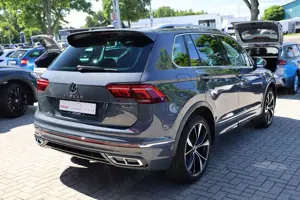 Volkswagen Tiguan 2.0 TDI R-Line 4Motion Navi ACC DCC AHK Bild 5
