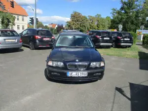 BMW 320 320i / Automatik / Klima /Vollleder /Schiebedach /